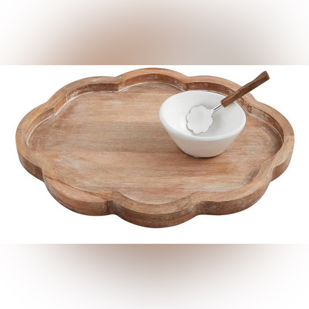 Mud Pie scalloped tray serving set with bowl & spoon. New in box.